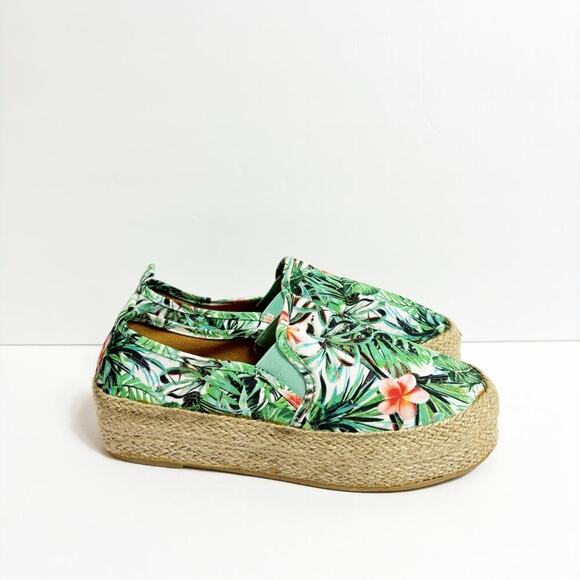 QUPID TROPICAL LEAF GREEN PINK WHITE WOMEN ESPADRILLES SIZE 6 - Picture 2 of 6